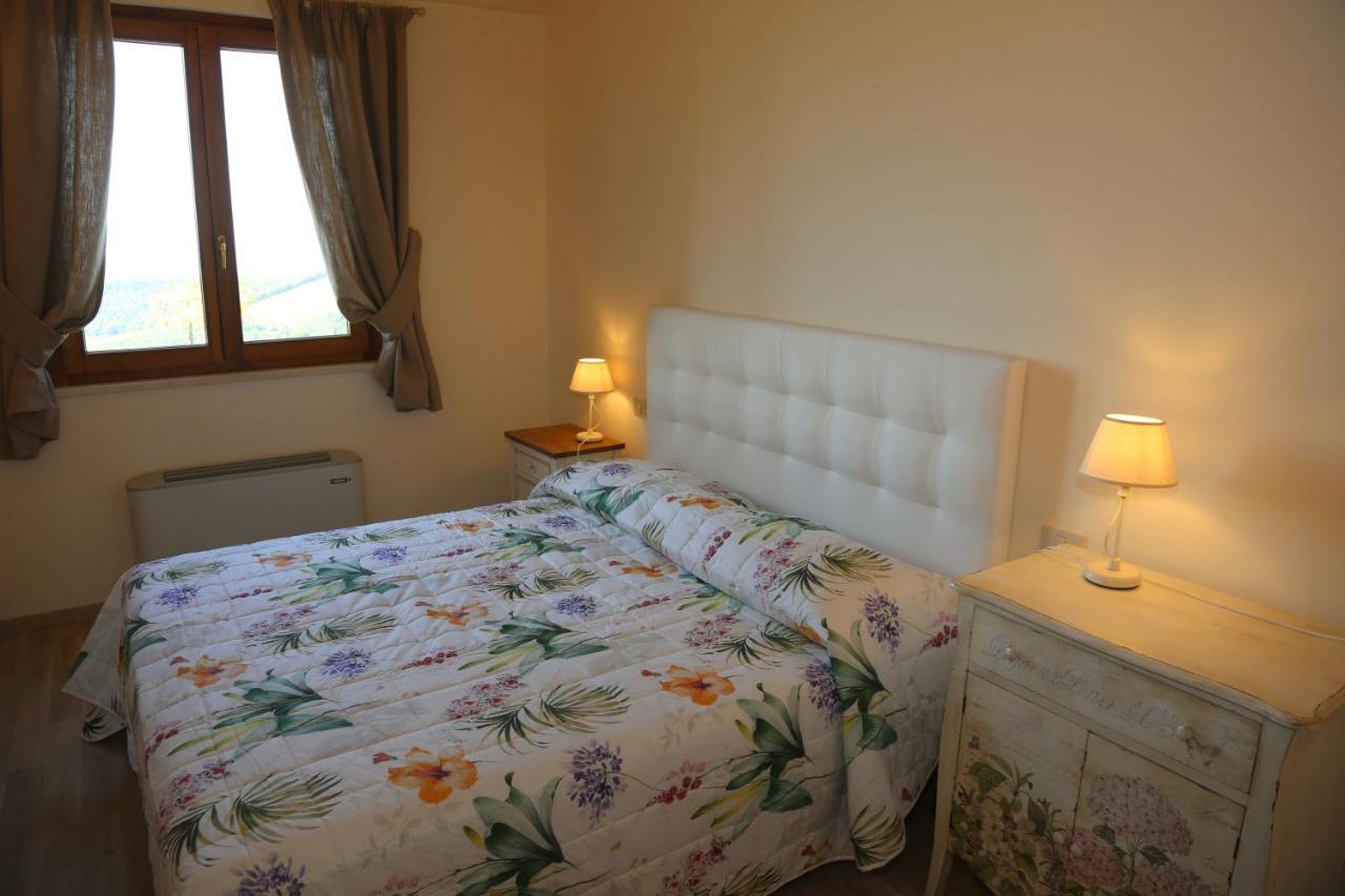 Casa Vacanze Squarcialupi Castellina in Chianti Eksteriør billede