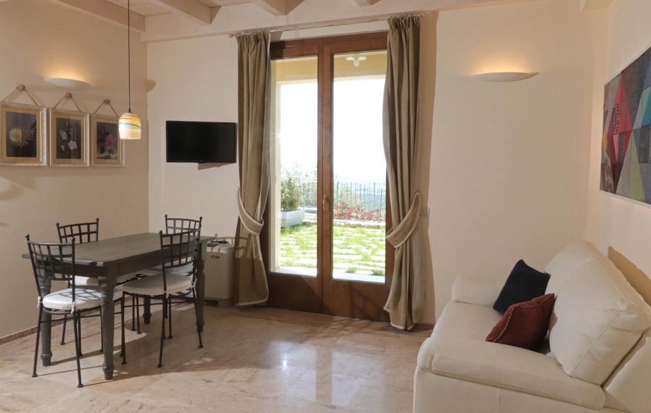 Casa Vacanze Squarcialupi Castellina in Chianti Eksteriør billede