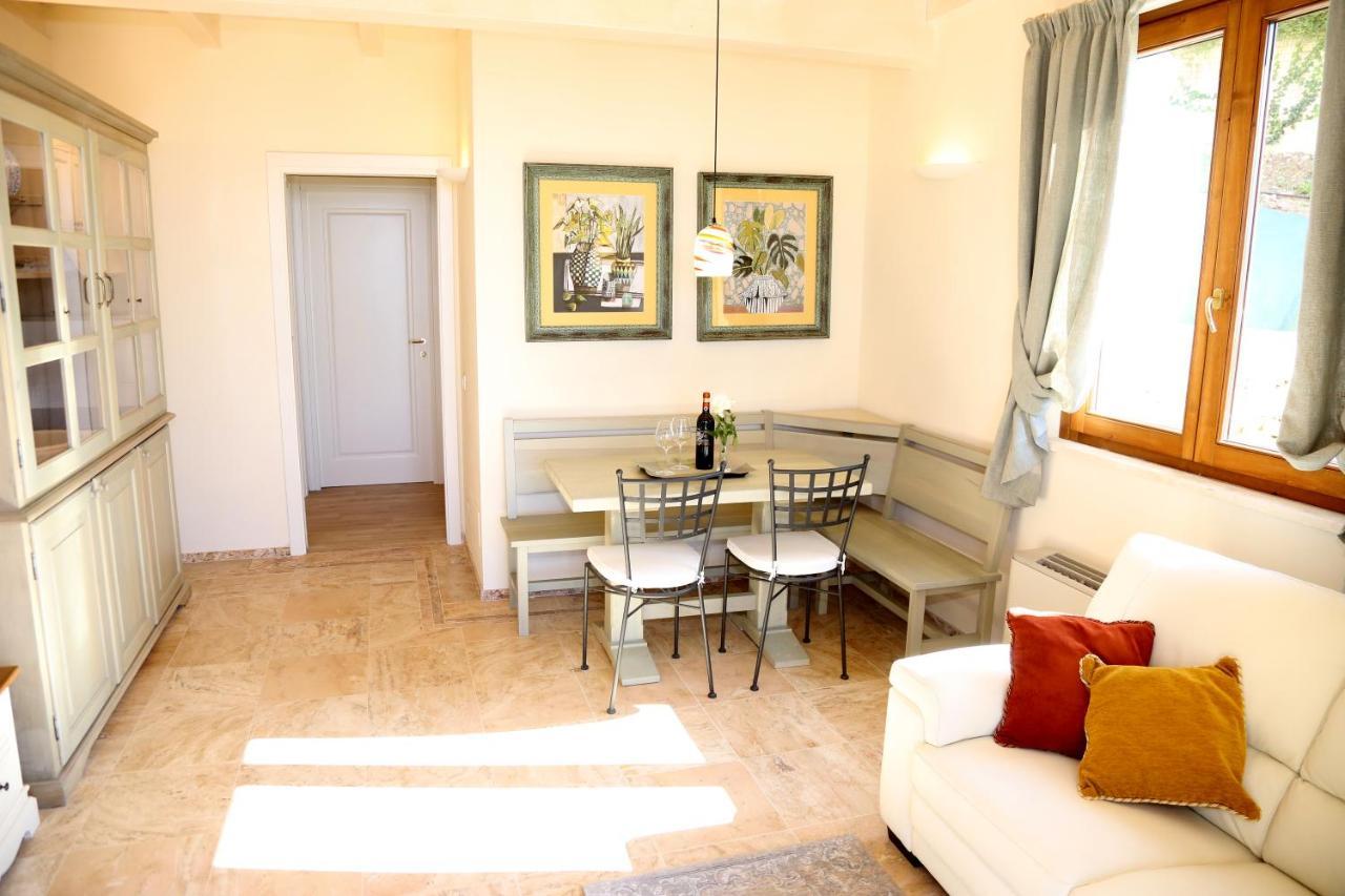 Casa Vacanze Squarcialupi Castellina in Chianti Eksteriør billede