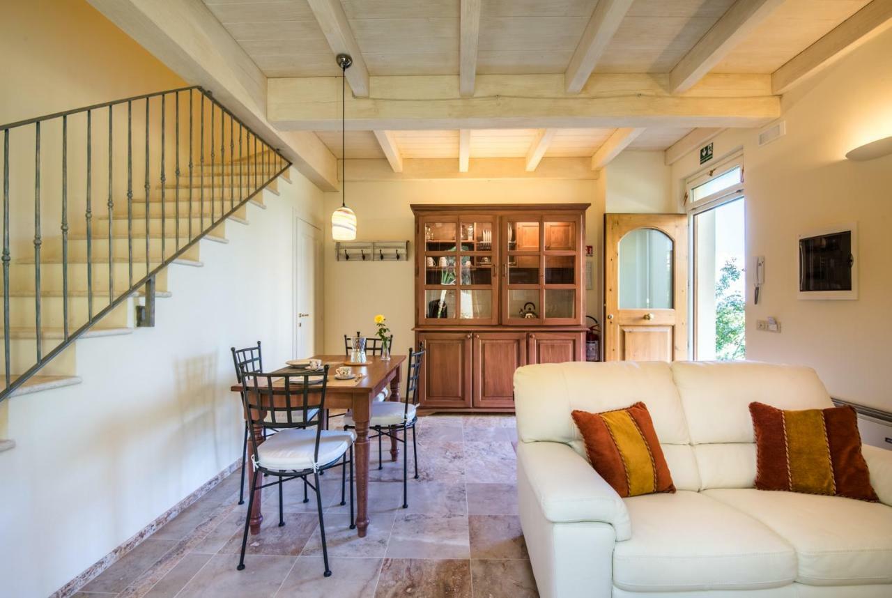 Casa Vacanze Squarcialupi Castellina in Chianti Eksteriør billede